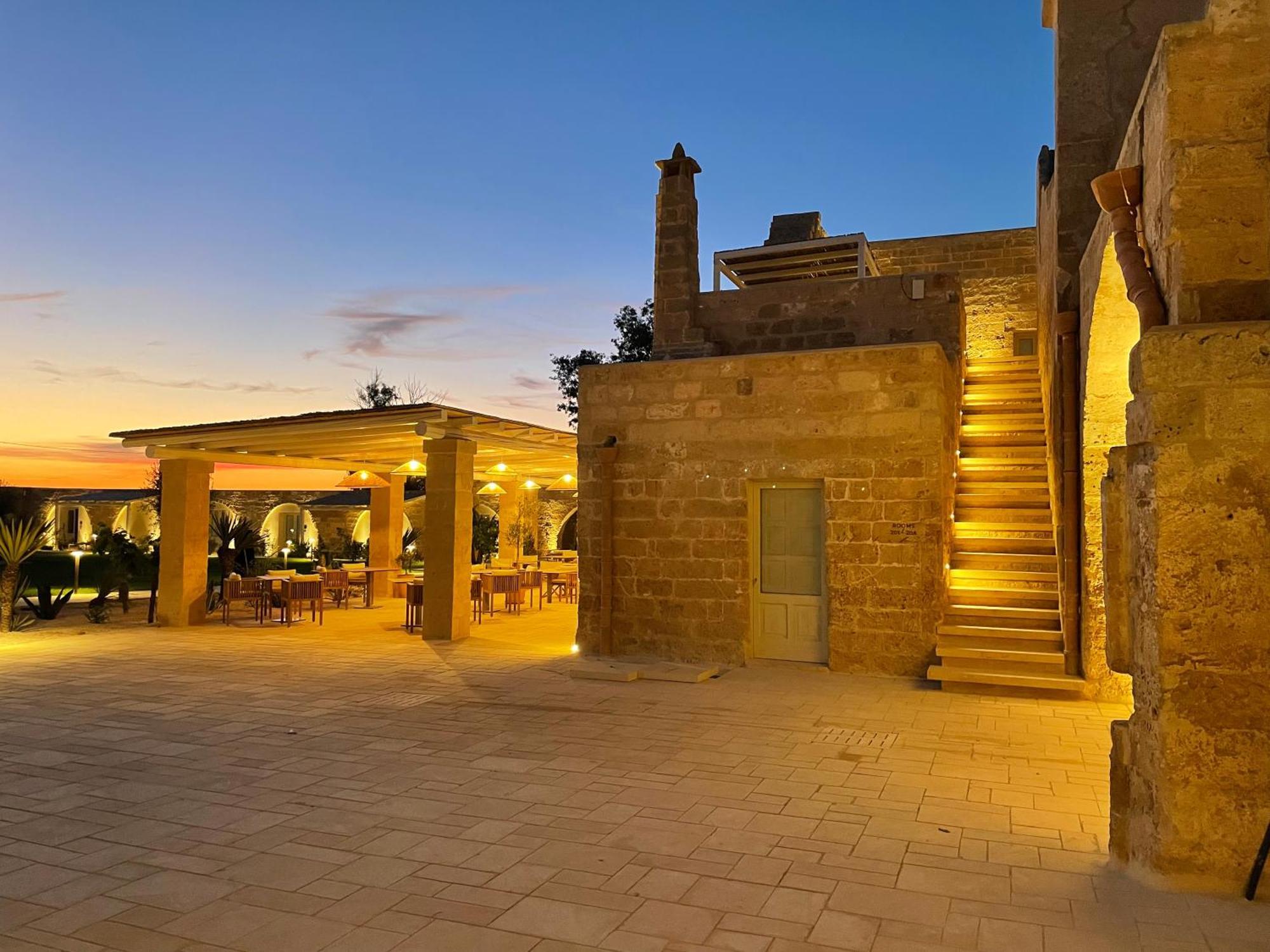 Masseria Donna Menga - The Leading Hotels Of The World Torre Lapillo Kültér fotó